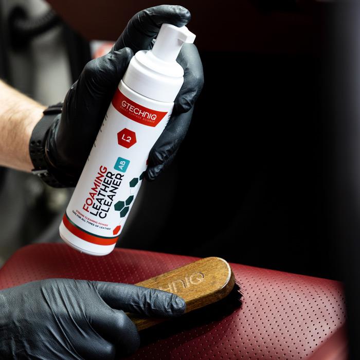 Kit de cuidado para superficies de piel